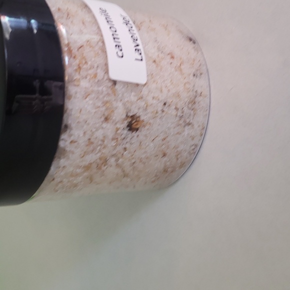New release camomile lavender body scrub - Picture 2 of 2